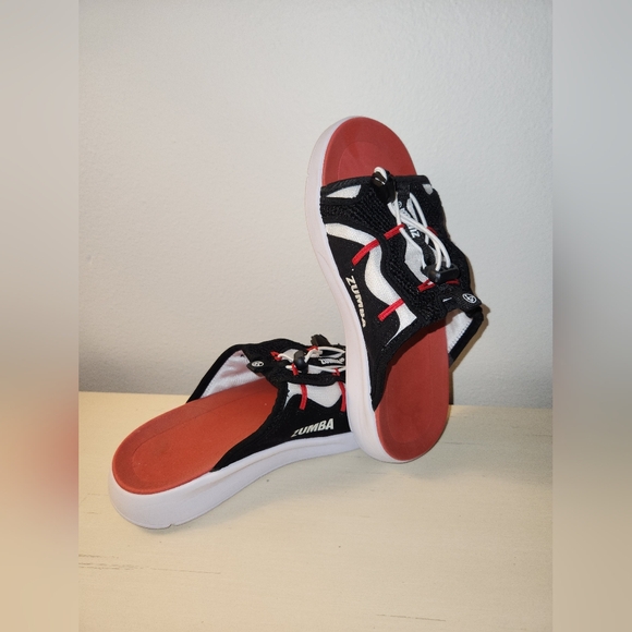 Zumba Fitness Shoes - ZUMBA Slides- Convention 2020. SZ-7  Rare.